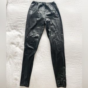 Aritzia Daria Vegan Leather Pants